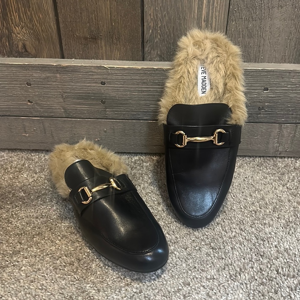 Steve Madden Jill Black Leather Faux Fur Mules